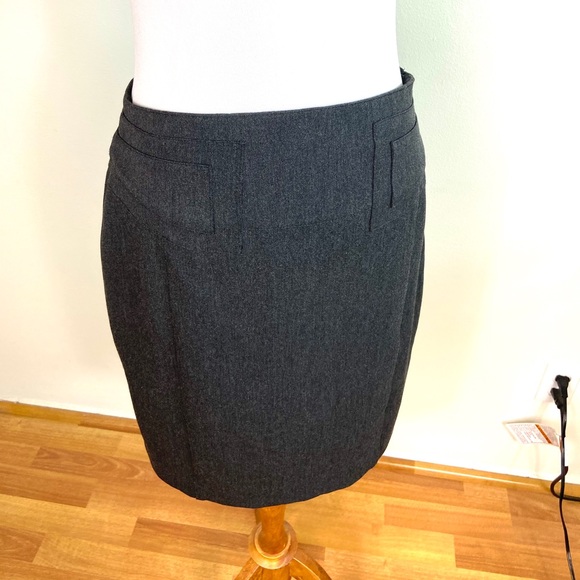 Express High Waisted Grey Tailored Skirt size 8 - Picture 8 of 16
